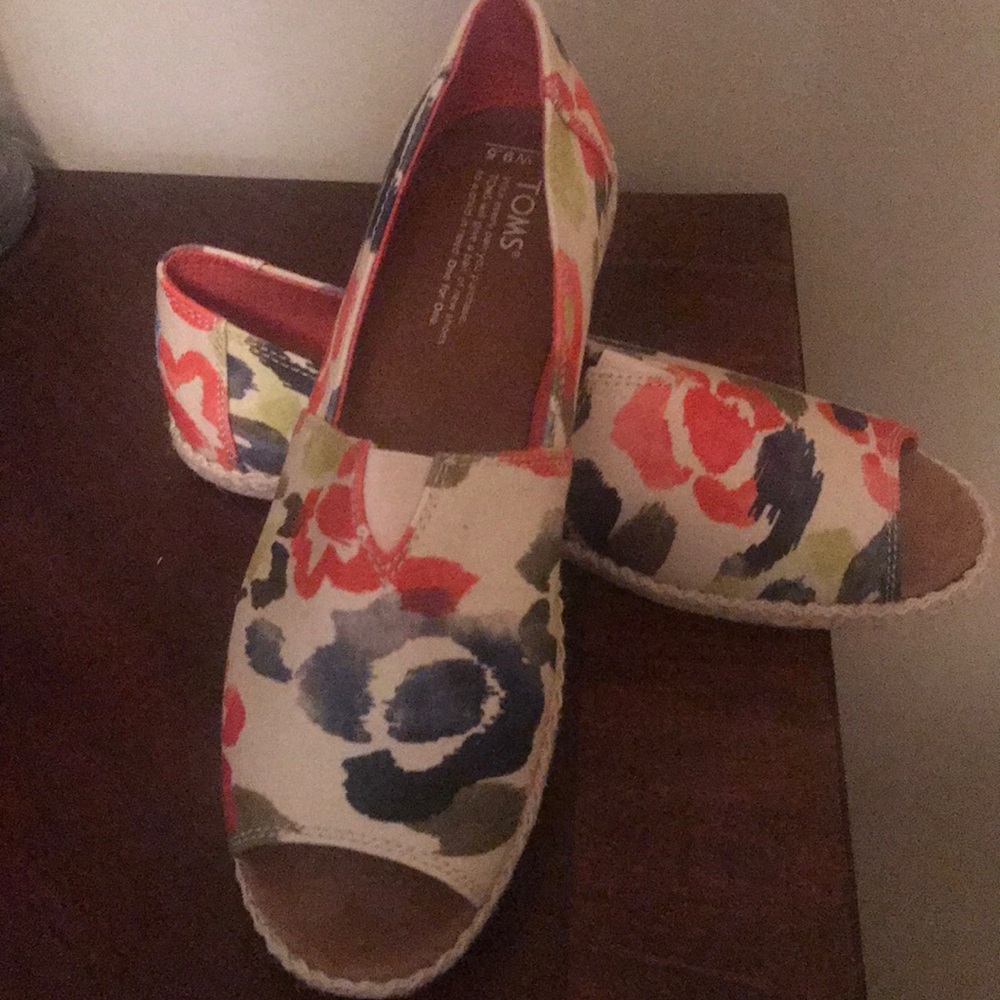 Toms Sandals